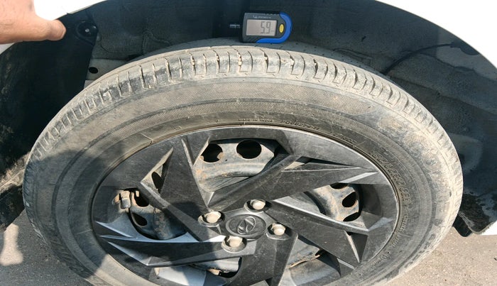 2022 Hyundai NEW I20 MAGNA 1.2 MT, Petrol, Manual, 23,826 km, tyre