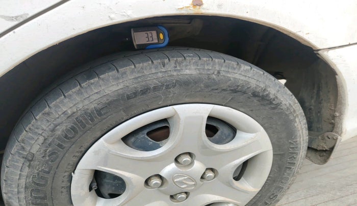 2010 Hyundai Accent GLE, Petrol, Manual, 1,06,723 km, tyre