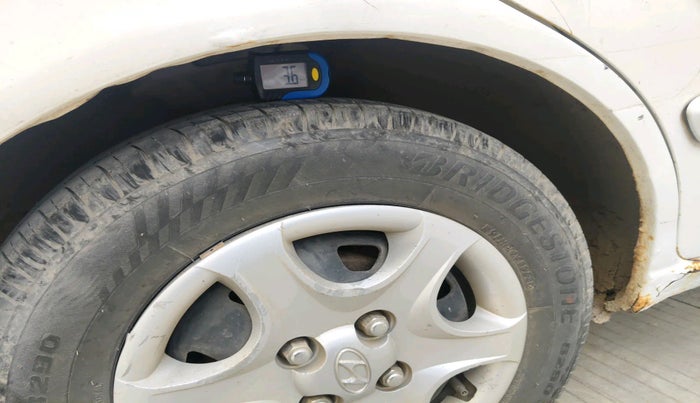 2010 Hyundai Accent GLE, Petrol, Manual, 1,06,723 km, tyre