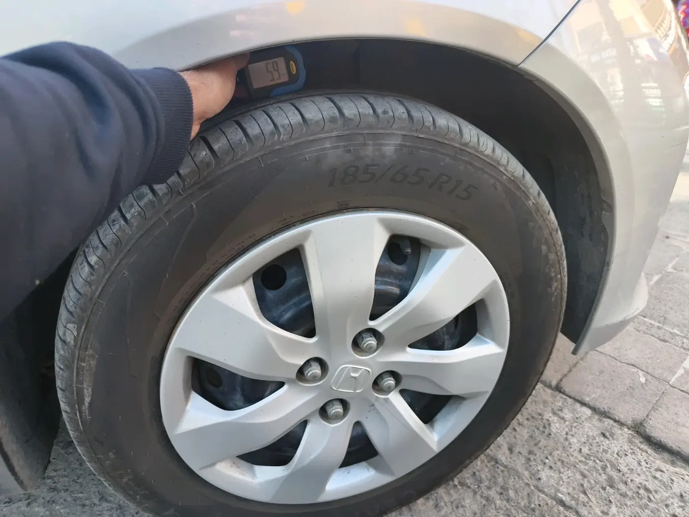 2015 Honda Mobilio 1.5L I-VTEC S, Petrol, Manual, 60,926 km, tyre