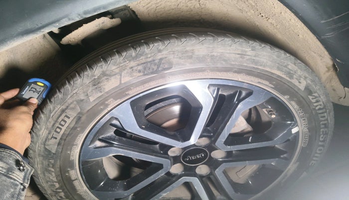 2021 Jeep Compass LIMITED (O) 1.4 PETROL DCT, Petrol, Automatic, 41,889 km, tyre