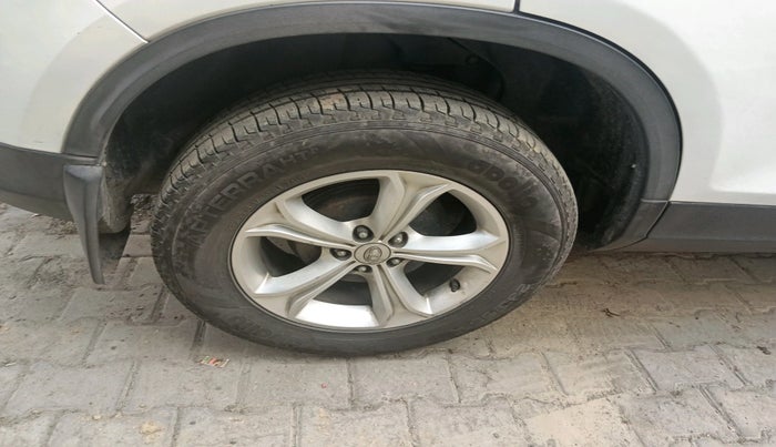 2020 Tata Harrier XT 2.0L KRYOTEC, Diesel, Manual, 1,39,079 km, tyre