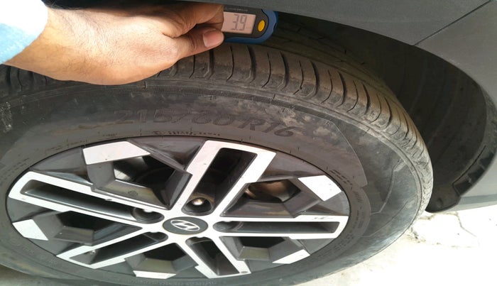 2023 Hyundai VENUE SX 1.5 CRDI, Diesel, Manual, 22,043 km, tyre