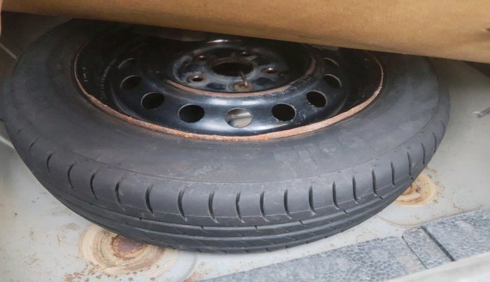 2010 Maruti SX4 VXI, Petrol, Manual, 31,207 km, tyre