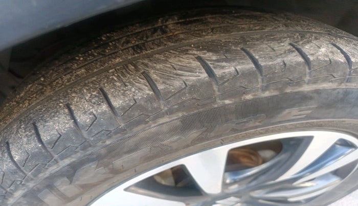 2020 Maruti S Cross ZETA 1.5, Petrol, Manual, 1,14,240 km, tyre