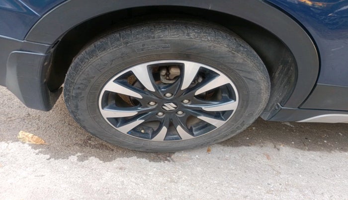 2020 Maruti S Cross ZETA 1.5, Petrol, Manual, 1,14,240 km, tyre