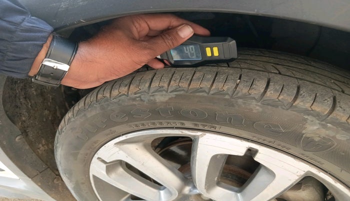 2015 Hyundai i20 Active 1.4 SX, Diesel, Manual, 1,65,700 km, tyre