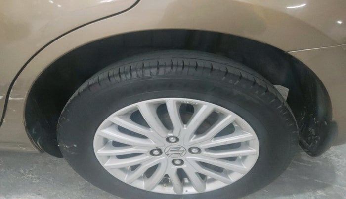 2017 Maruti Dzire ZDI AMT, Diesel, Automatic, 67,327 km, tyre