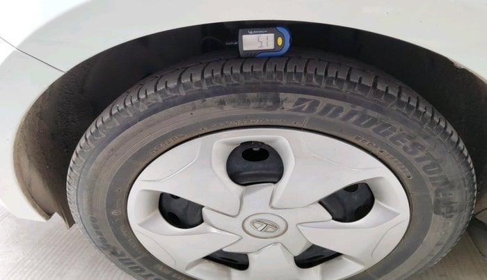 2022 Tata TIGOR XZ PETROL, Petrol, Manual, 18,935 km, tyre