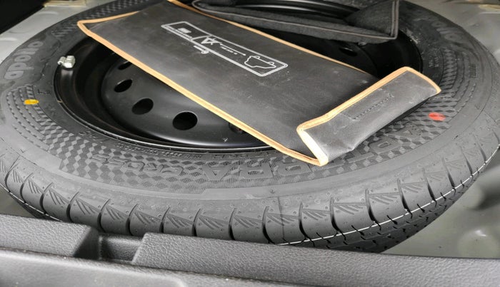 2024 Maruti Grand Vitara SIGMA SMART HYBRID, Petrol, Manual, 17,144 km, tyre