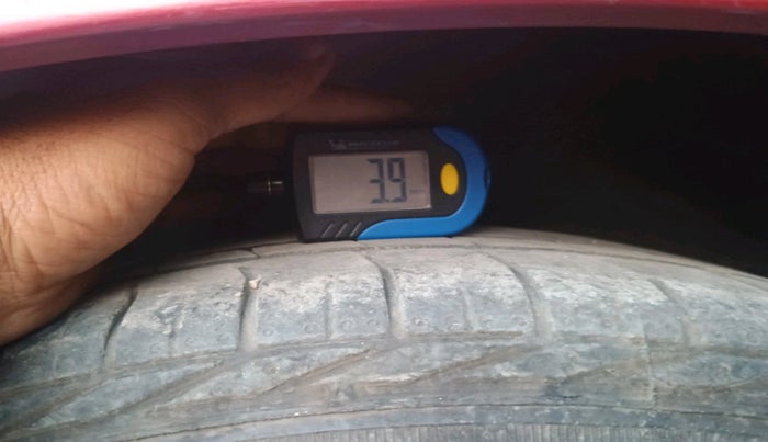 2020 Honda Civic 1.6L I-DTEC VX MT, Diesel, Manual, 1,09,590 km, tyre