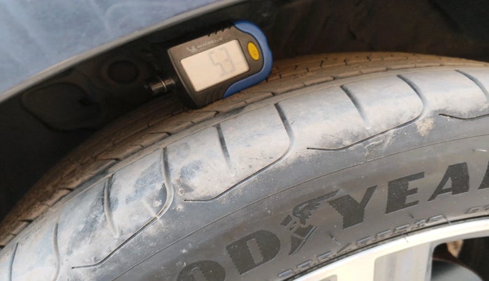 2024 Hyundai Verna SX 1.5 l MPI, Petrol, Manual, 2,568 km, tyre