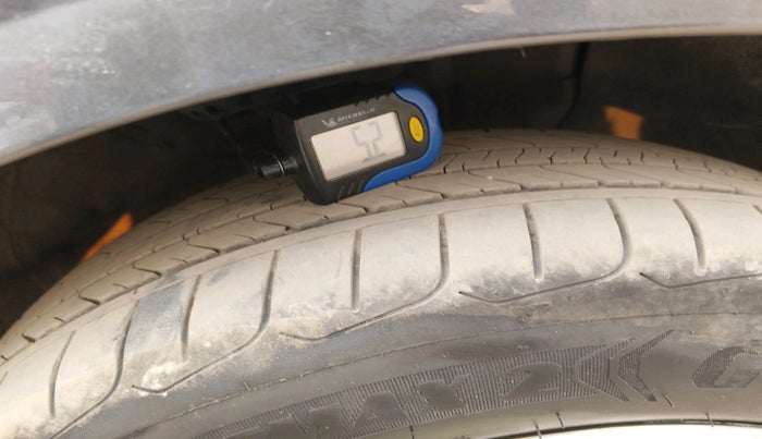 2024 Hyundai Verna SX 1.5 l MPI, Petrol, Manual, 2,568 km, tyre