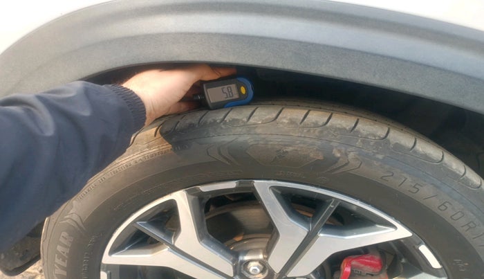 2020 KIA SELTOS GTX PLUS AT 1.5 DIESEL, Diesel, Automatic, 1,23,500 km, tyre