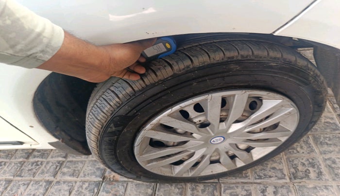 2014 Honda Amaze 1.5L I-DTEC E, Diesel, Manual, 1,05,392 km, tyre