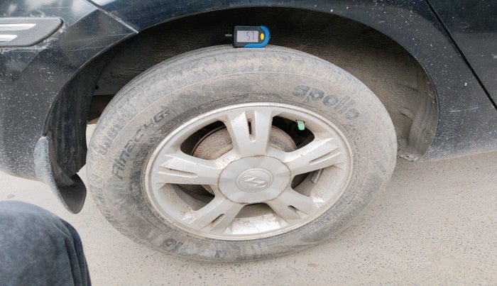 2012 Hyundai i20 SPORTZ 1.2, Petrol, Manual, 75,090 km, tyre