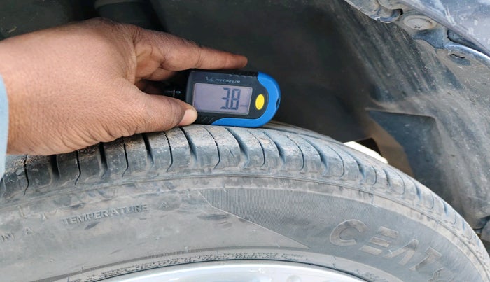 2021 Maruti Swift ZXI, Petrol, Manual, 88,651 km, tyre