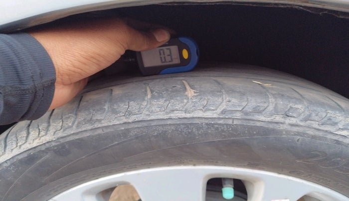 2015 Maruti Baleno ALPHA DIESEL 1.3, Diesel, Manual, 1,05,685 km, tyre