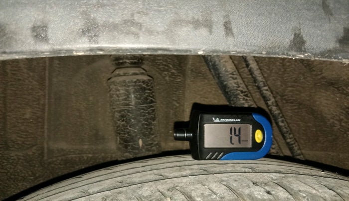 2017 Renault Kwid CLIMBER 1.0, Petrol, Manual, 44,726 km, tyre