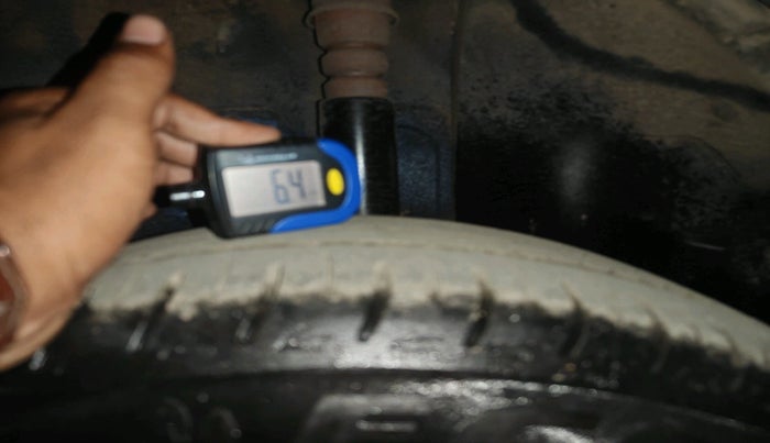 2023 Tata ALTROZ XZA, Petrol, Automatic, 4,897 km, tyre