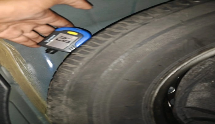 2023 Tata ALTROZ XZA, Petrol, Automatic, 4,897 km, tyre