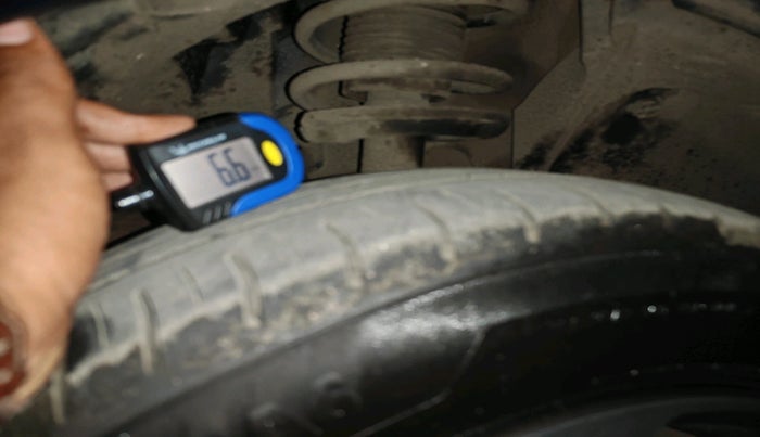 2023 Tata ALTROZ XZA, Petrol, Automatic, 4,897 km, tyre