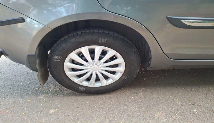 2013 Maruti Swift Dzire VDI, Diesel, Manual, 1,24,110 km, tyre