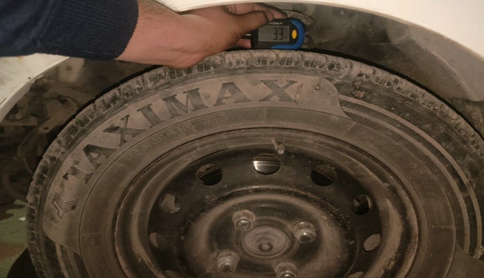 2012 Hyundai i10 SPORTZ 1.2, Petrol, Manual, 86,702 km, tyre