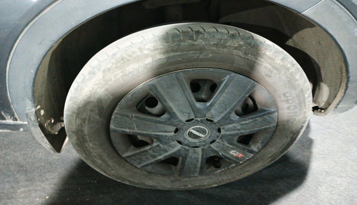 2019 Tata NEXON XM PETROL, Petrol, Manual, 2,09,483 km, tyre