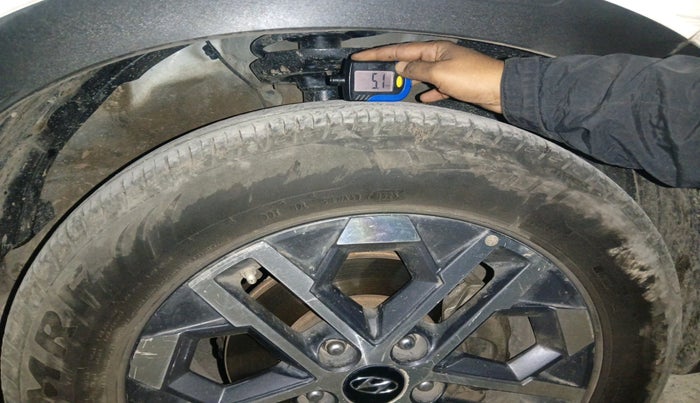 2022 Hyundai VENUE SX (O) 1.5 CRDI, Diesel, Manual, 1,08,056 km, tyre