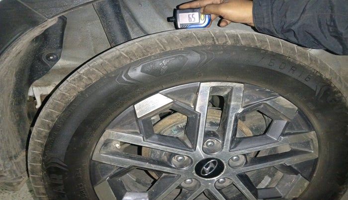 2022 Hyundai VENUE SX (O) 1.5 CRDI, Diesel, Manual, 1,08,056 km, tyre