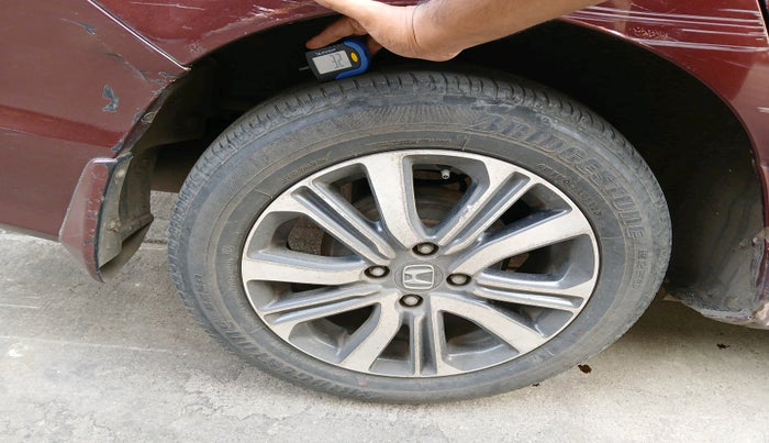 2017 Honda City 1.5L I-VTEC V MT, Petrol, Manual, 86,901 km, tyre