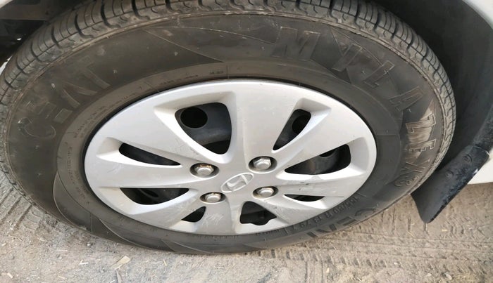 2010 Hyundai i10 SPORTZ 1.2, Petrol, Manual, 69,081 km, tyre