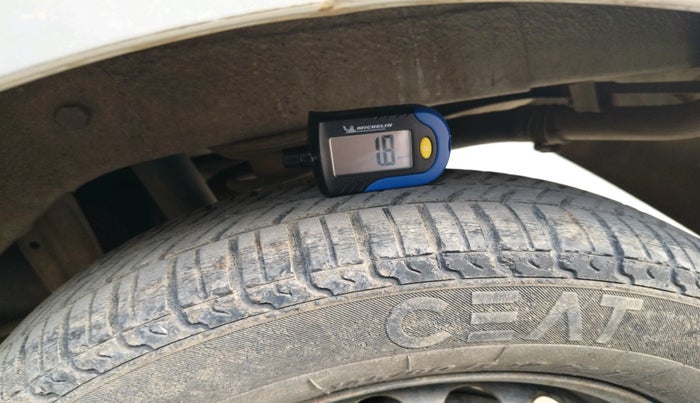 2014 Maruti Alto 800 LXI, Petrol, Manual, 41,480 km, tyre