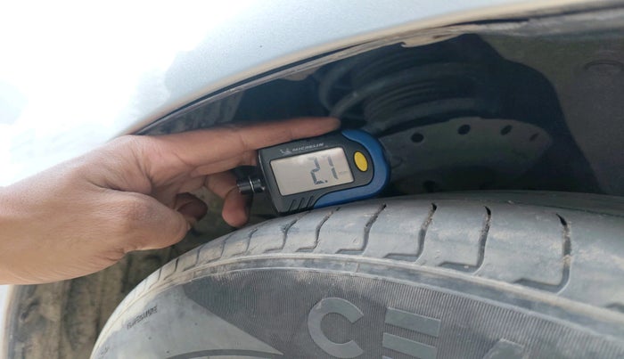 2017 Honda Jazz 1.2L I-VTEC V, Petrol, Manual, 1,39,624 km, tyre