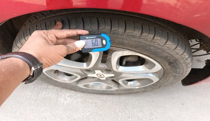 2018 Hyundai Elite i20 ASTA 1.4 CRDI DUAL TONE, Diesel, Manual, 1,13,876 km, tyre