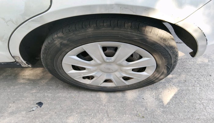 2013 Ford Figo ZXI 1.2 PETROL, Petrol, Manual, 59,683 km, tyre