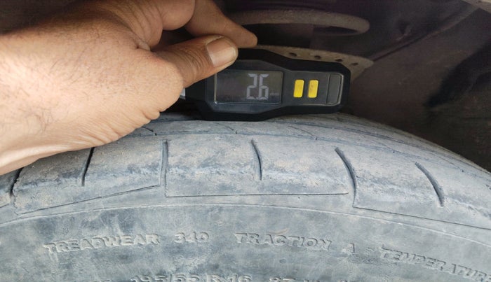 2014 Hyundai Elite i20 ASTA 1.4 CRDI, Diesel, Manual, 1,14,927 km, tyre