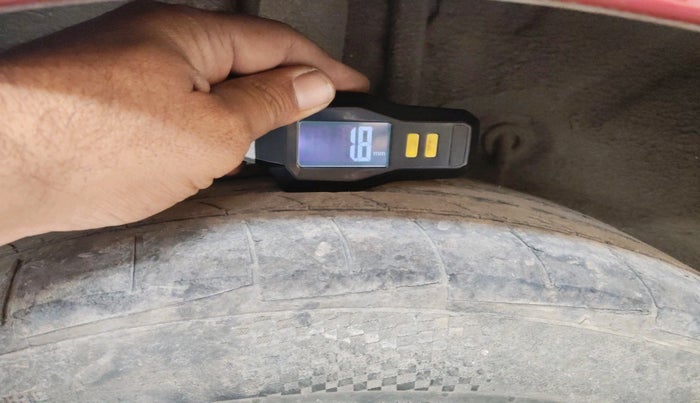 2014 Hyundai Elite i20 ASTA 1.4 CRDI, Diesel, Manual, 1,14,927 km, tyre