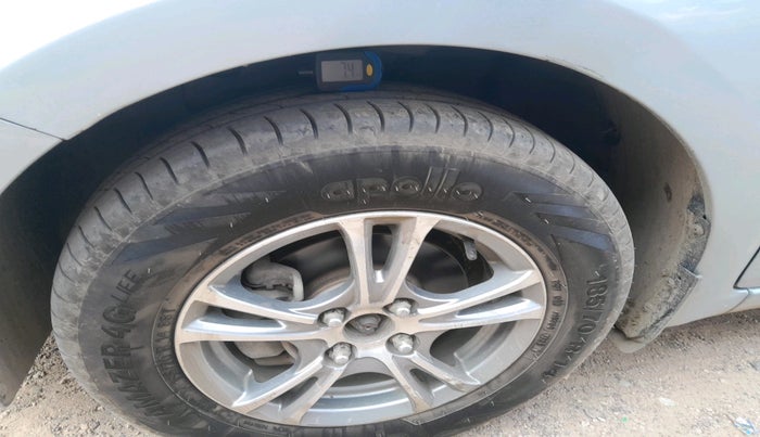 2020 Hyundai Elite i20 MAGNA PLUS 1.2, Petrol, Manual, 1,28,994 km, tyre