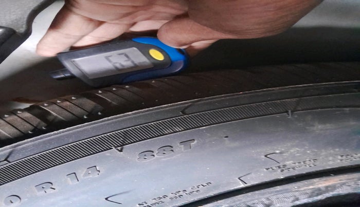 2020 Hyundai Elite i20 MAGNA PLUS 1.2, Petrol, Manual, 1,28,994 km, tyre