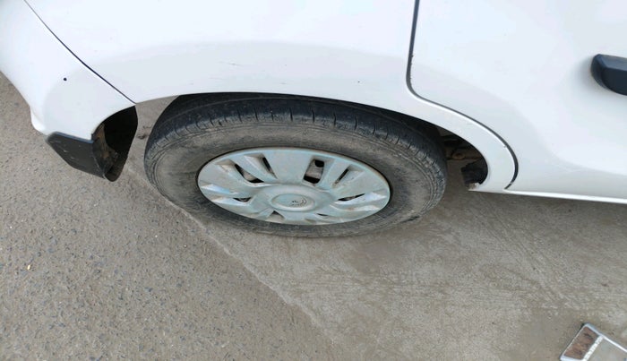 2015 Maruti Alto 800 LXI, Petrol, Manual, 75,200 km, tyre