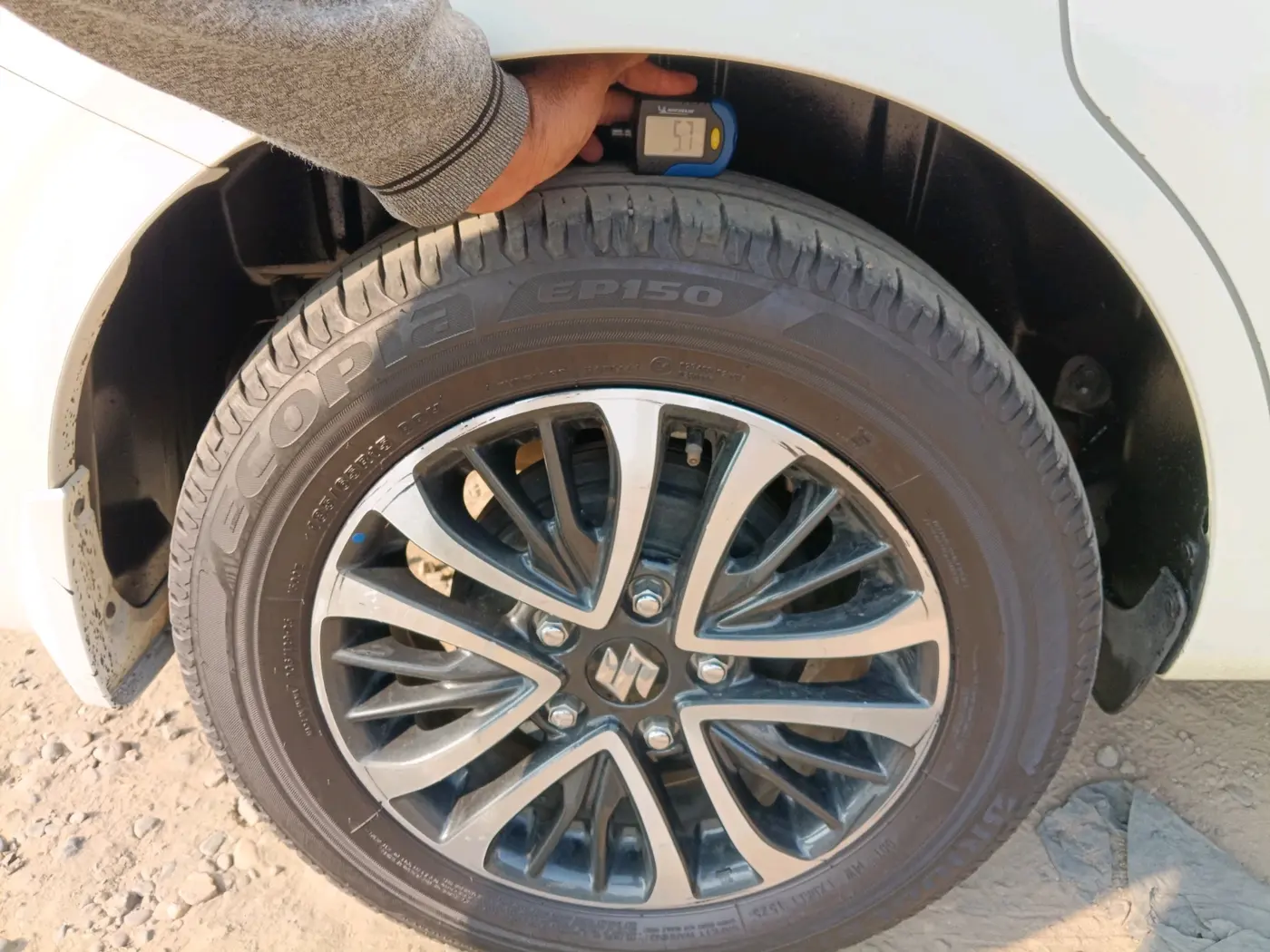 2025 Maruti Ertiga ZXI+ AT SHVS, Petrol, Automatic, 15,907 km, tyre