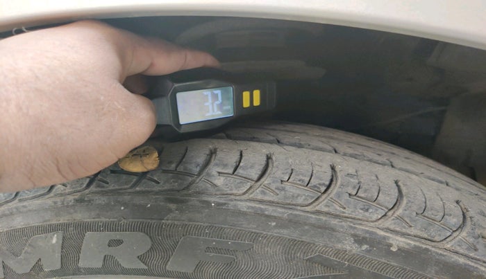 2018 Maruti Ertiga VXI CNG, Petrol, Manual, 35,280 km, tyre