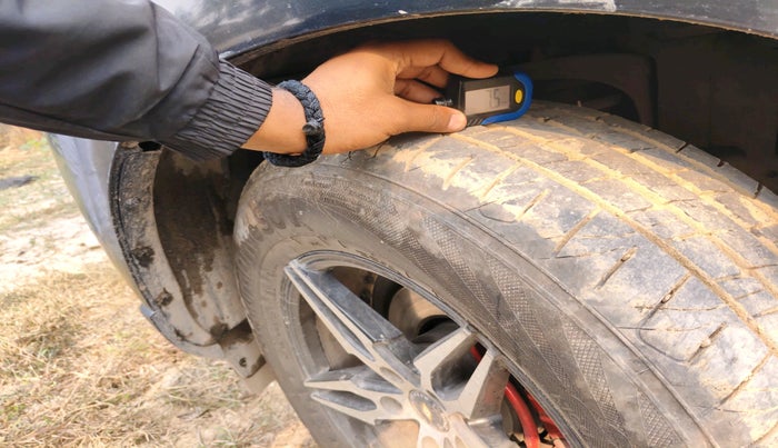 2018 Mahindra Scorpio S7, Diesel, Manual, 49,831 km, tyre