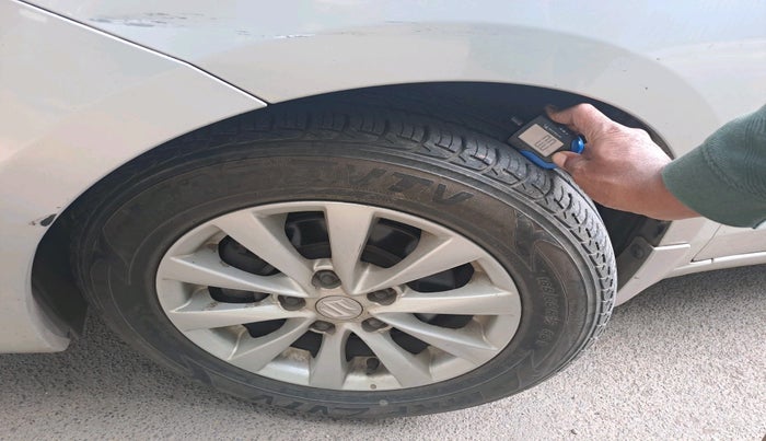 2012 Maruti Ertiga ZXI, Petrol, Manual, 59,283 km, tyre