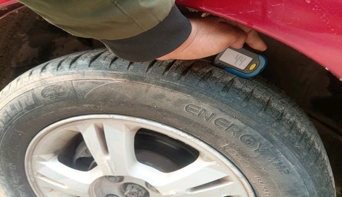 2011 Hyundai i20 SPORTZ 1.2, Petrol, Manual, 97,397 km, tyre