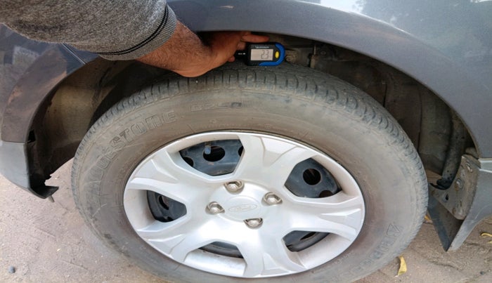 2017 Ford Ecosport TREND 1.5L DIESEL, Diesel, Manual, 1,75,705 km, tyre