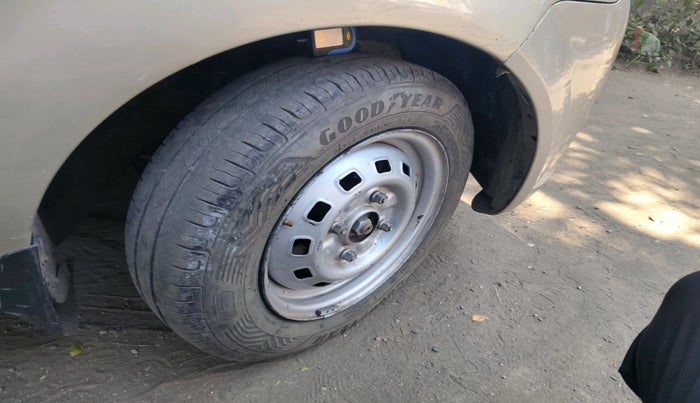 2012 Chevrolet Spark LS 1.0, Petrol, Manual, 49,077 km, tyre