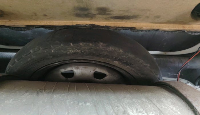 2013 Hyundai Santro Xing GL PLUS, Petrol, Manual, 1,40,531 km, tyre